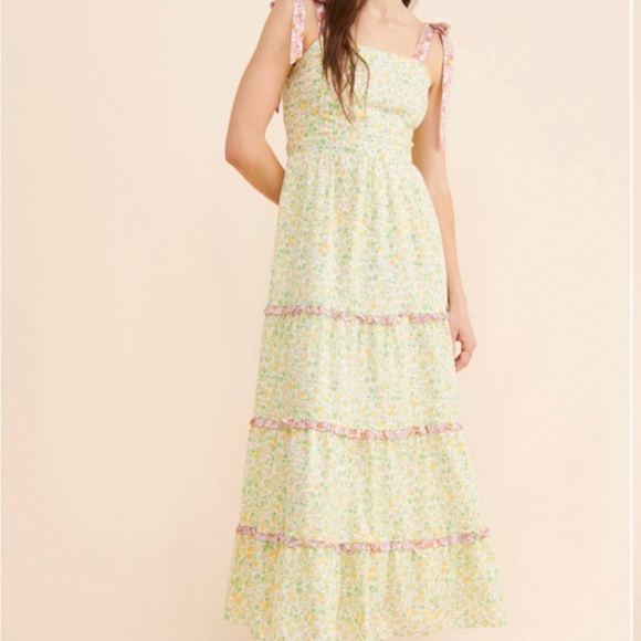 Floral Maxi Dress in Cream and Pink cecilia maxi dress by Lost and Wander size s - Picture 1 of 7